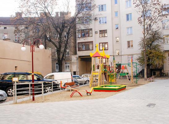 Travel Station Apartment Iwano-Frankiwsk Zewnętrze zdjęcie